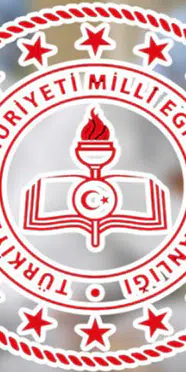 Öğrenciler Not Ortalamalarını ve Devamsızlık Durumlarını Kontrol Ediyor