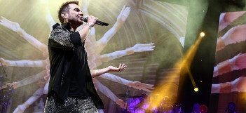 Kenan Doğulu Harbiye'yi salladı