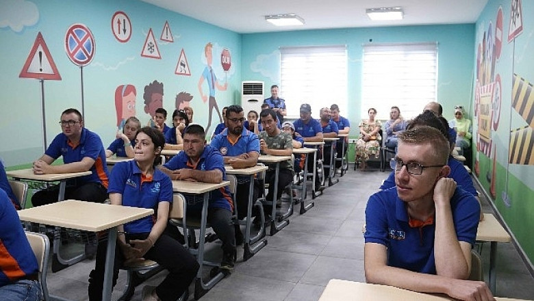 Özel öğrenciler Trafik Eğitim Merkezi'nde hem eğlendi hem öğrendi